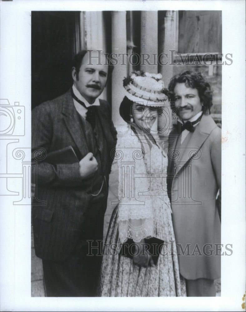 Press Photo David Ogden Stiers &amp; Craig Wasson star in &quot;The Innocents Abroad&quot; - Historic Images