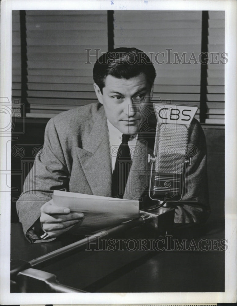 1950 Press Photo Eric Sevareid rews reporter CBS Cheif Washington Correspondant - Historic Images