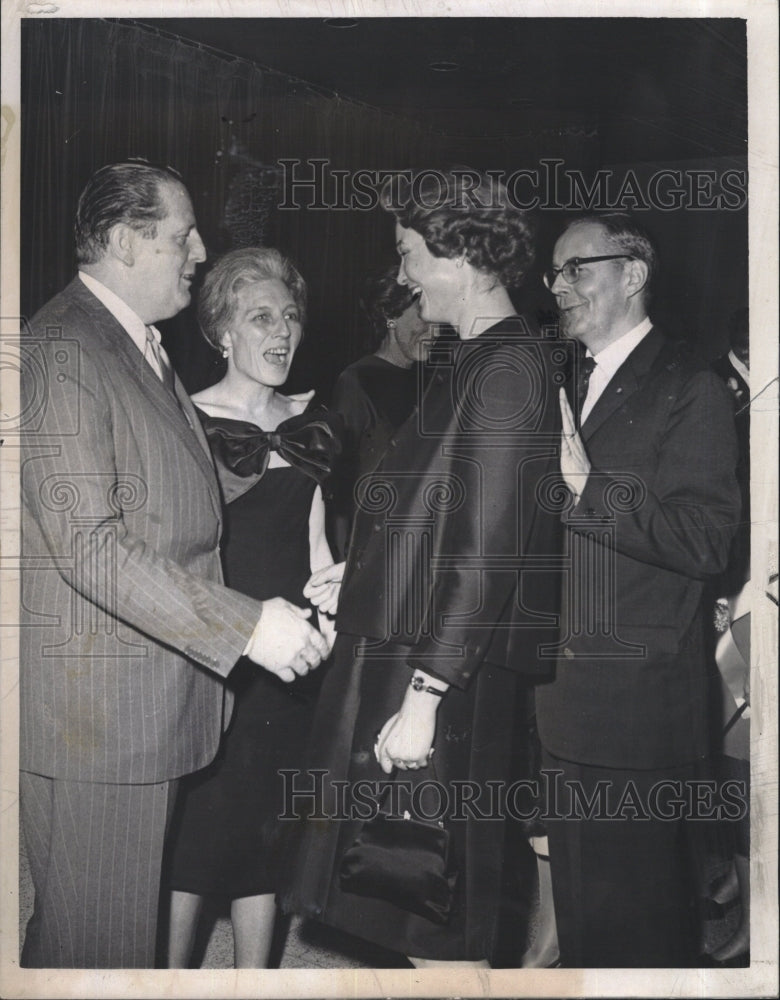 1967 Press Photo Dr. and Mrs. Richard Holden, George Seybolt, Mrs. Seybolt - Historic Images