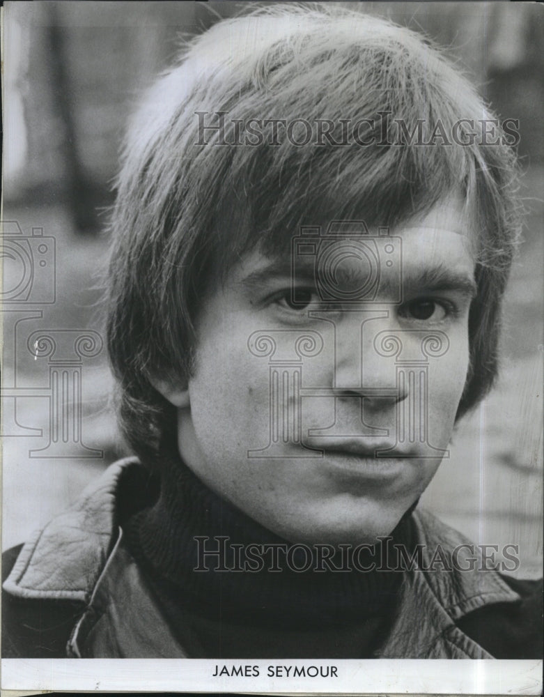 1973 Press Photo Stage Actor James Seymour stars in the play &quot;Moonchildren&quot; - Historic Images