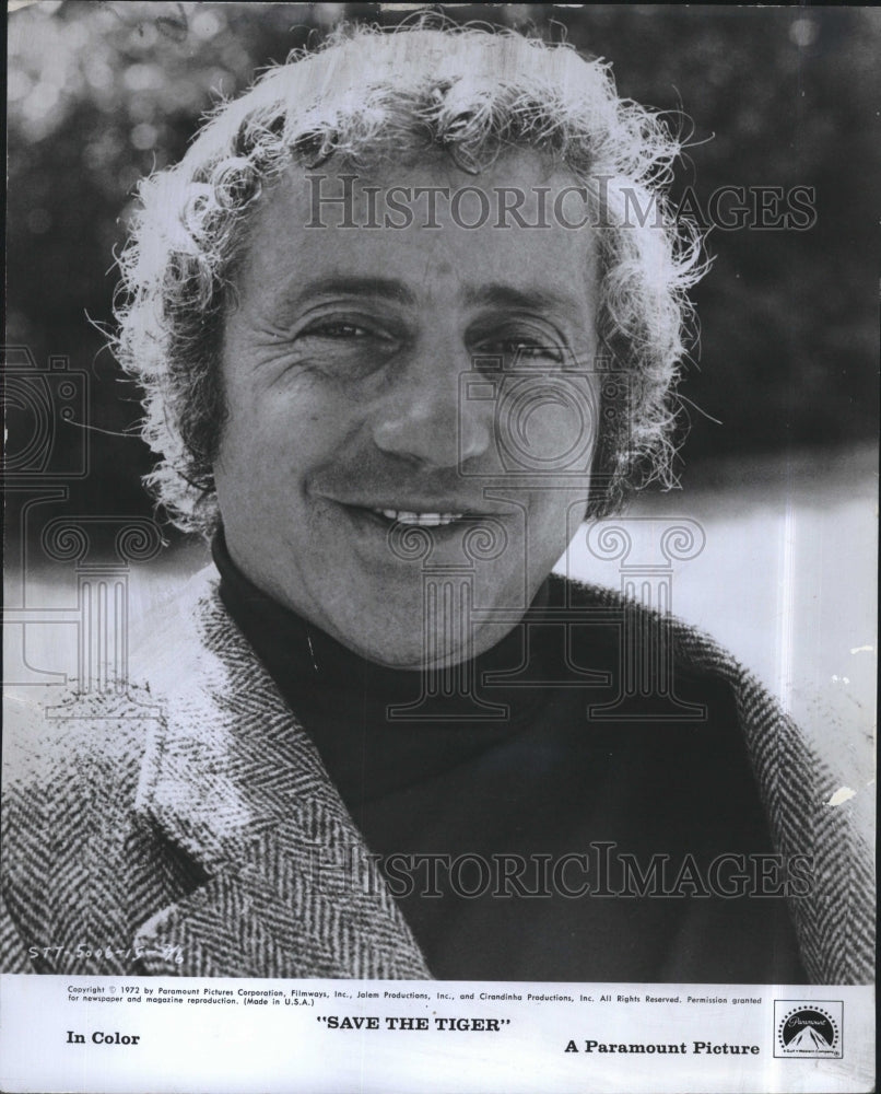 1972 Press Photo Screenwriter Steve Shagan of "Save the Tiger". - RSM17123 - Historic Images