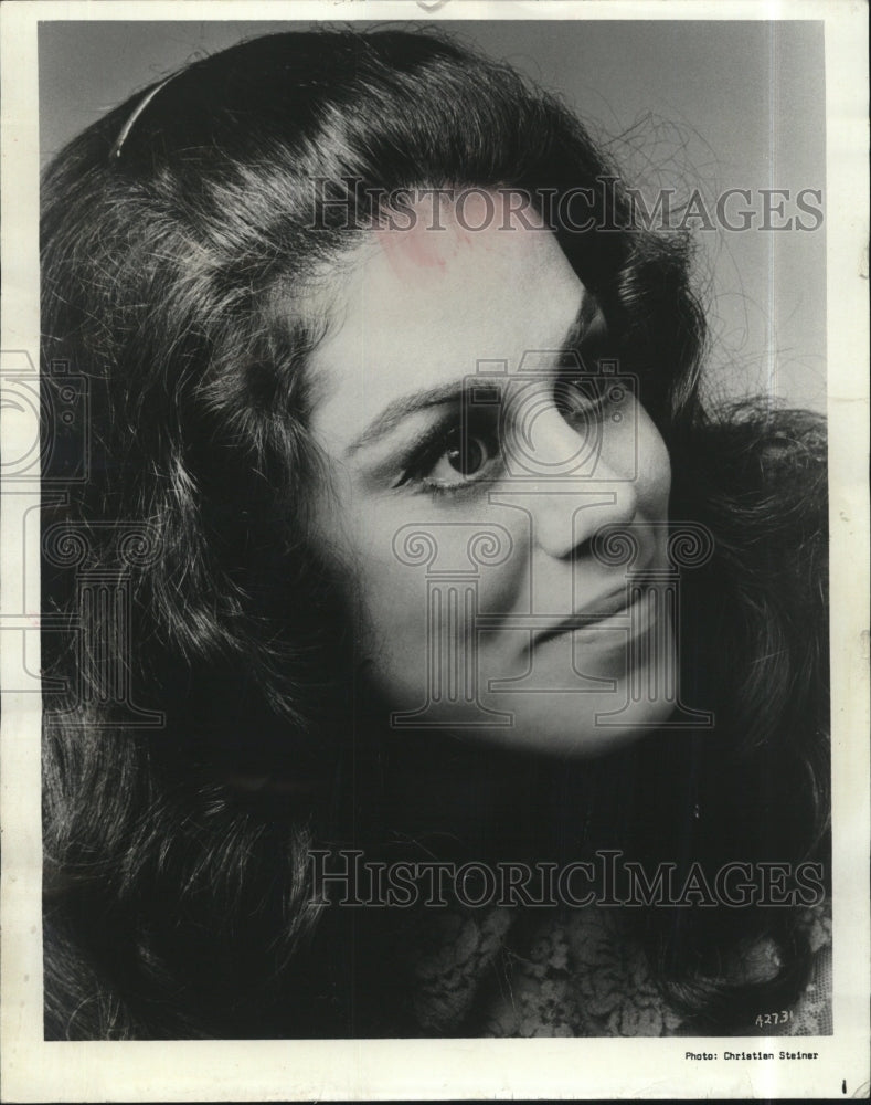 1976 Press Photo Ellen Shade stars in "Die Meistersinger" - RSM17167 - Historic Images