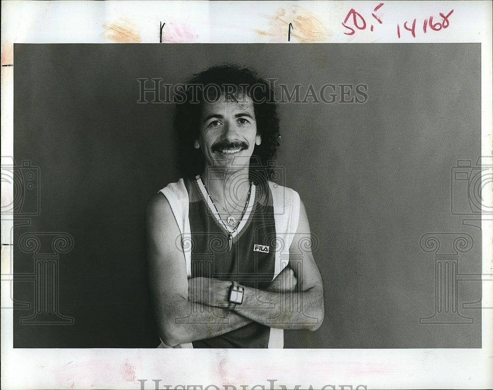 1984 musician Carlos Santana - Historic Images