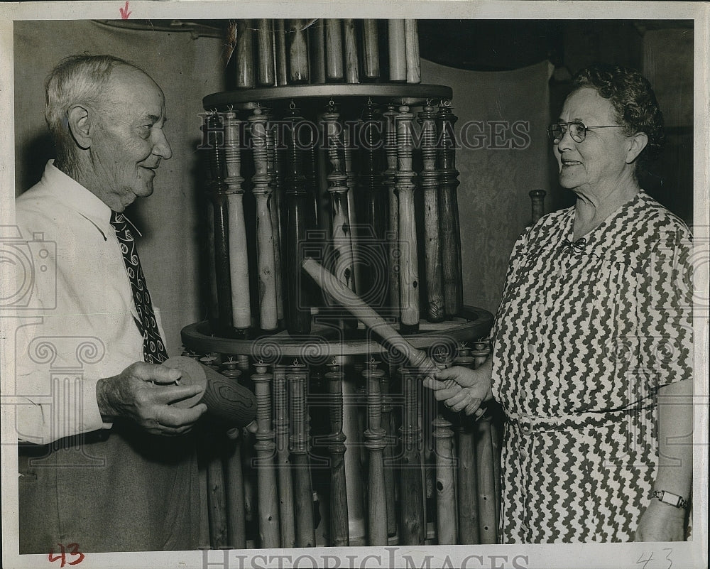 1950 Press Photo Fred Trout and collection of Policemen's Billy clubs - Historic Images