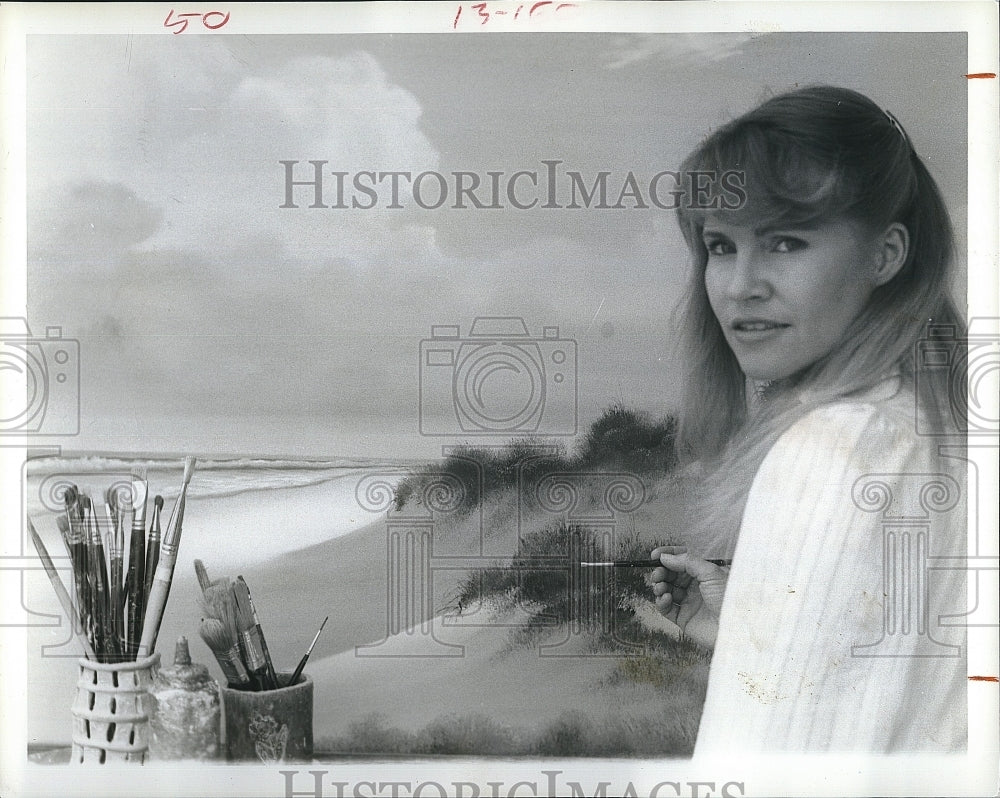 1983 Press Photo Marine artist Georgia Janisse & some of her art - RSM17527 - Historic Images