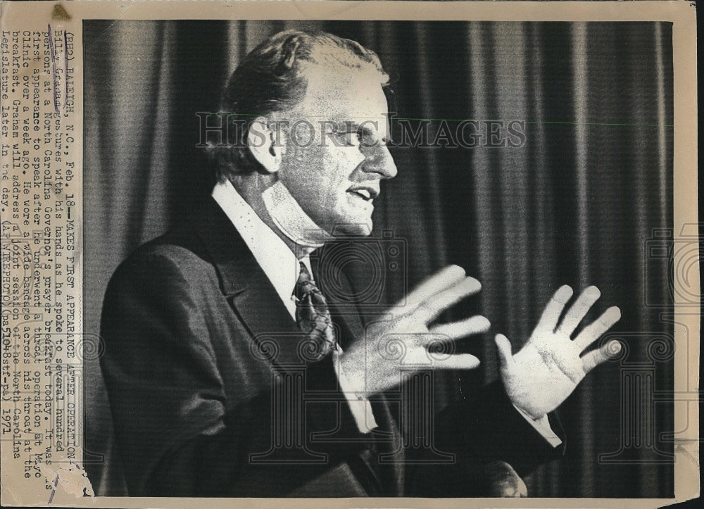 1971 Press Photo Billy Graham in Meeting in North Carolina - Historic Images