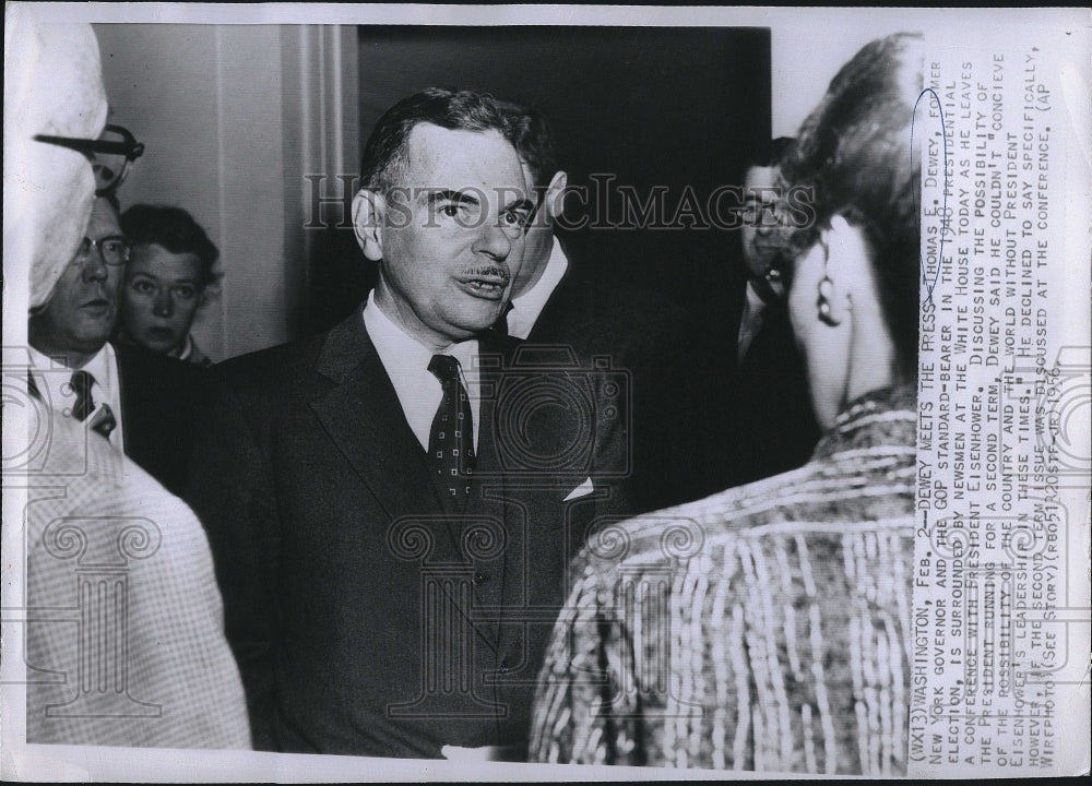 1956 Press Photo Thomas E. Dewey Meets Press - Historic Images