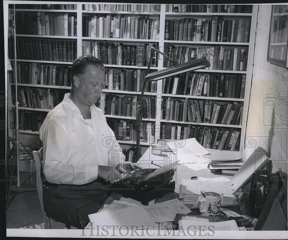 1950 Press Photo Writer Westbrook Pegler - Historic Images