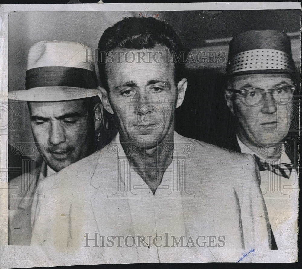 1955 Press Photo Elmer &quot;Trigger&quot; Burke questioned murder Edward Walsh &amp; 5others - Historic Images