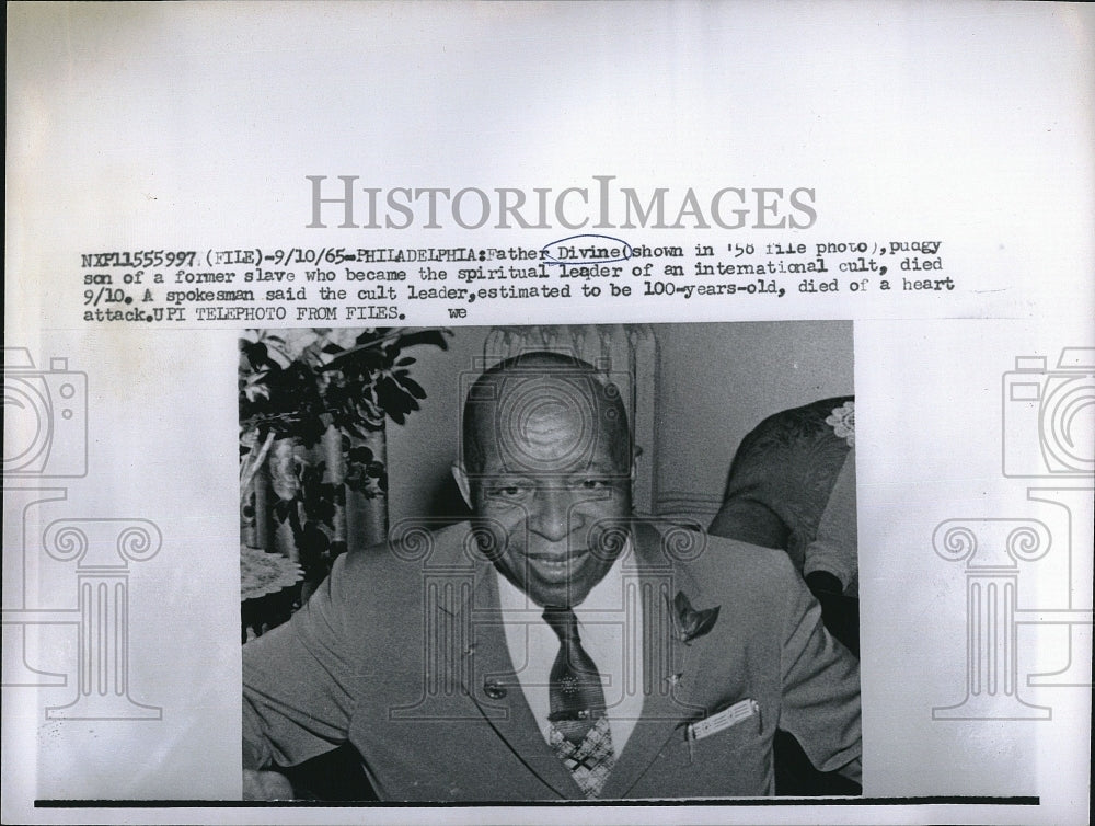 1965 Press Photo Spiritual Leader Father Divine - Historic Images