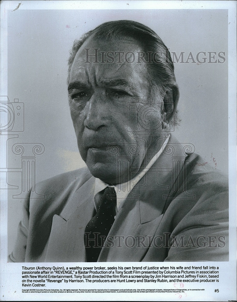 1990 Press Photo Actor, Painter, Writer Anthony Quinn In Revenge - Historic Images