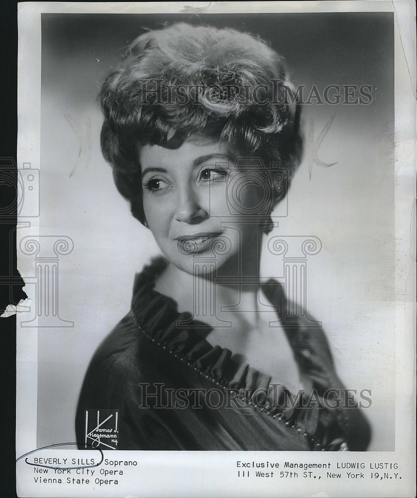 1969 Press Photo Prima Dona Beverly Sills Soprano of NYC Opera - Historic Images