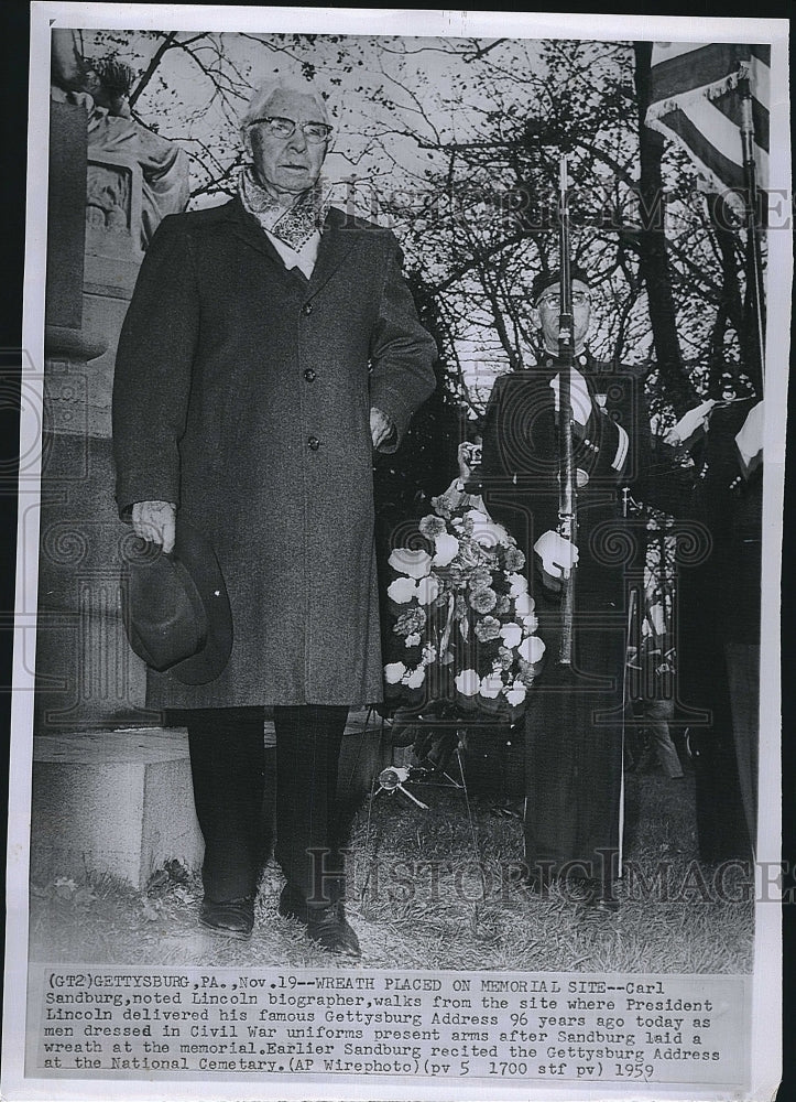 1959 Press Photo Poet &amp; biographer  Carl Sandburg - Historic Images