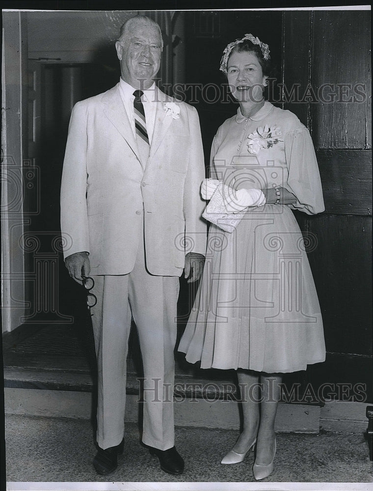 1961 Press Photo Hearst Writer Westbrook Pegler &amp; Mrs Robert Stripling of Texas - Historic Images