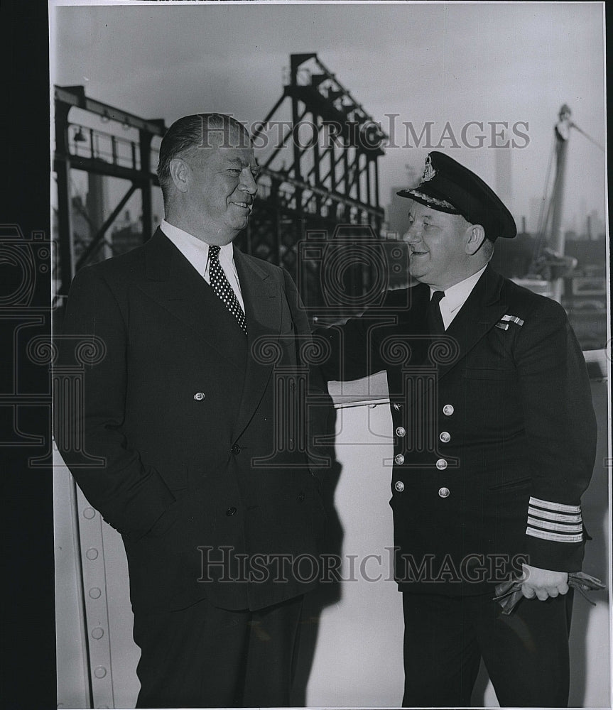 1951 Press Photo Columnist Westbrook Pegler & Captain John George Brown - Historic Images