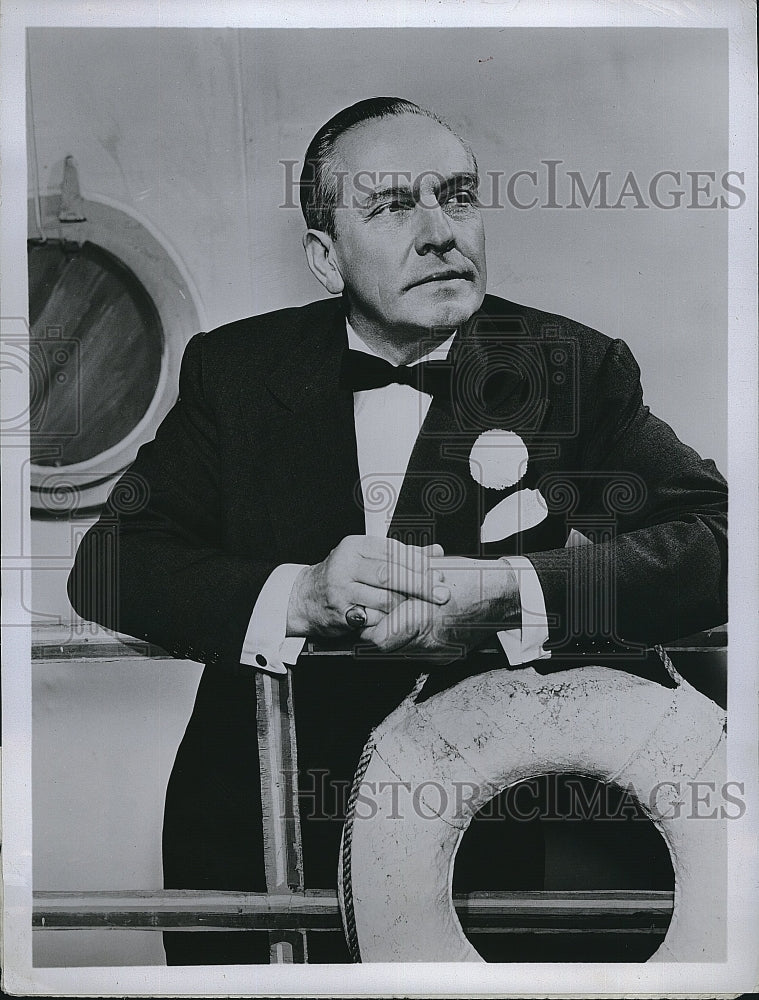 1956 Press Photo Actor Fredric March in &quot;Dodsworth&quot; - Historic Images