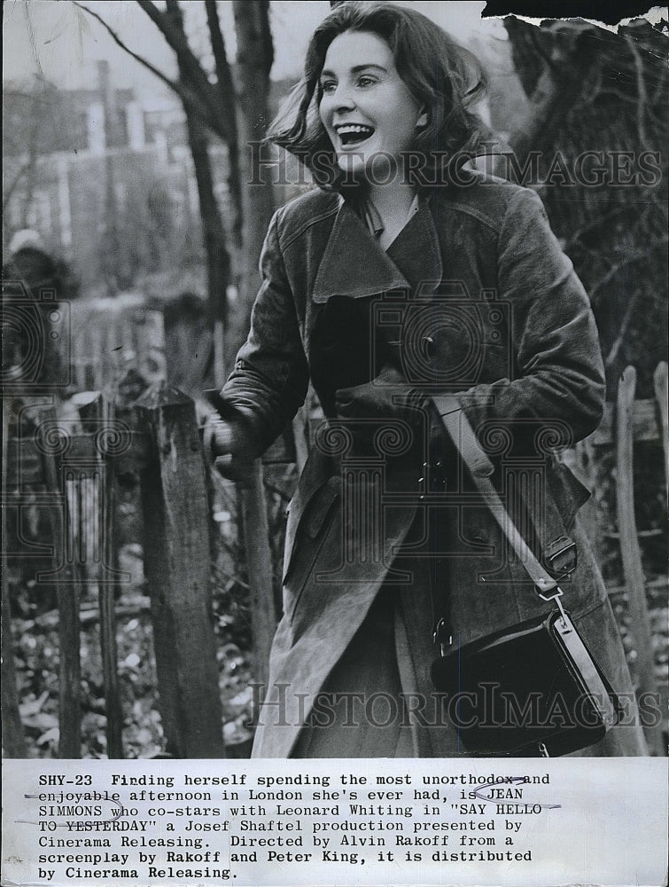 1971 Press Photo  &quot;Affair Say Hello to Yesterday &quot; starring Jean Simmons - Historic Images