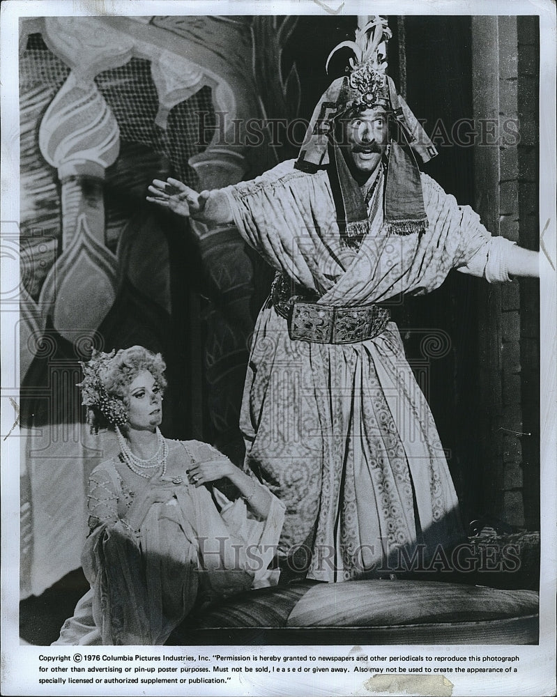 1976 Press Photo Actress Lesley Ann Warren In &quot;Harry And Walter Go To New York&quot; - Historic Images