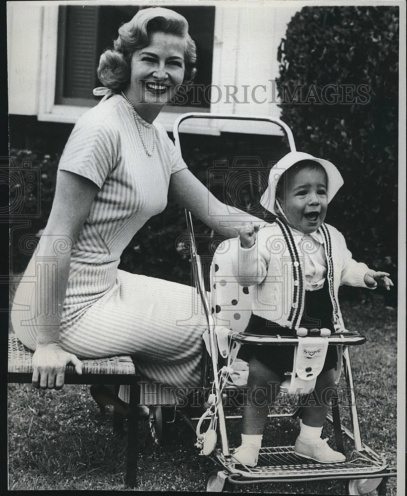 1957 Press Photo Marilyn Maxwell with Son Matt - Historic Images