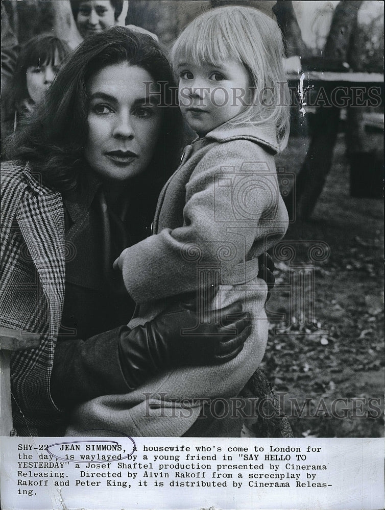 1971 Press Photo &quot;Say Hello To  Yesterday&quot; star Jean Simmons - Historic Images