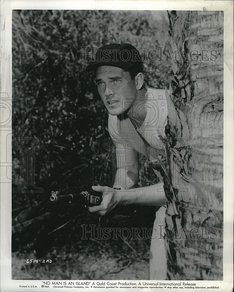 1962 Press Photo Jeffrey Hunter in &quot;No Man Is An Island&quot; - Historic Images