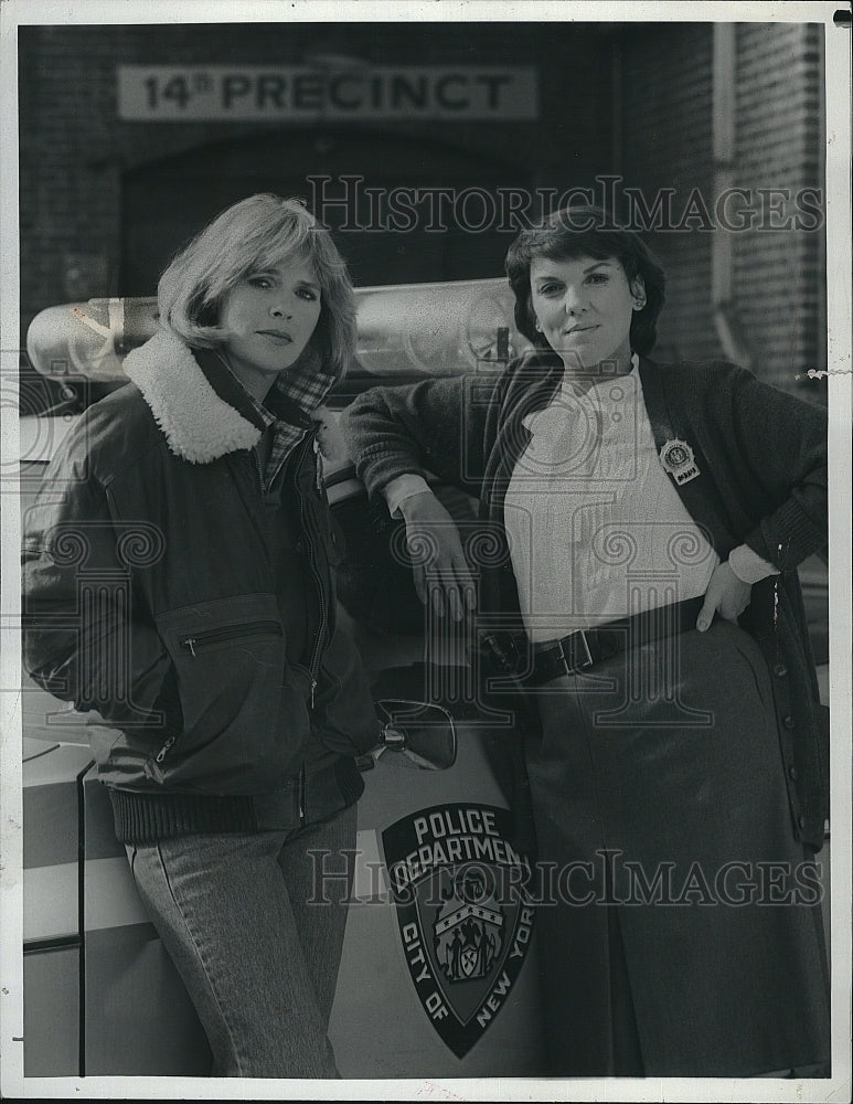 Press Photo Scene From Movie With Police Women - Historic Images