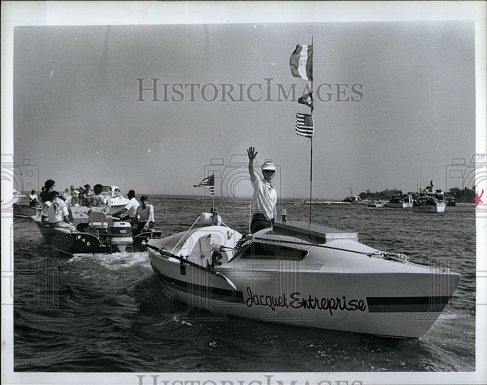 1987 Press Photo "Rowing" - Historic Images