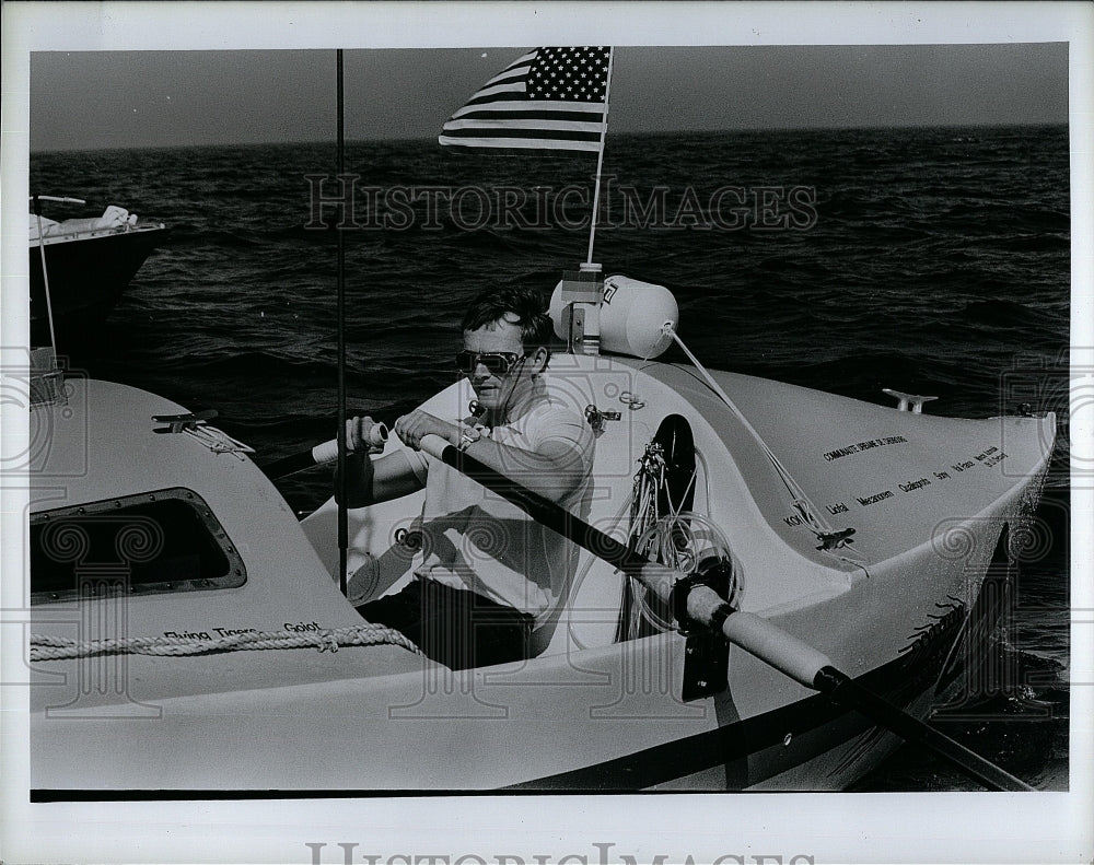 1987 Press Photo &quot;Rowing&quot; - Historic Images