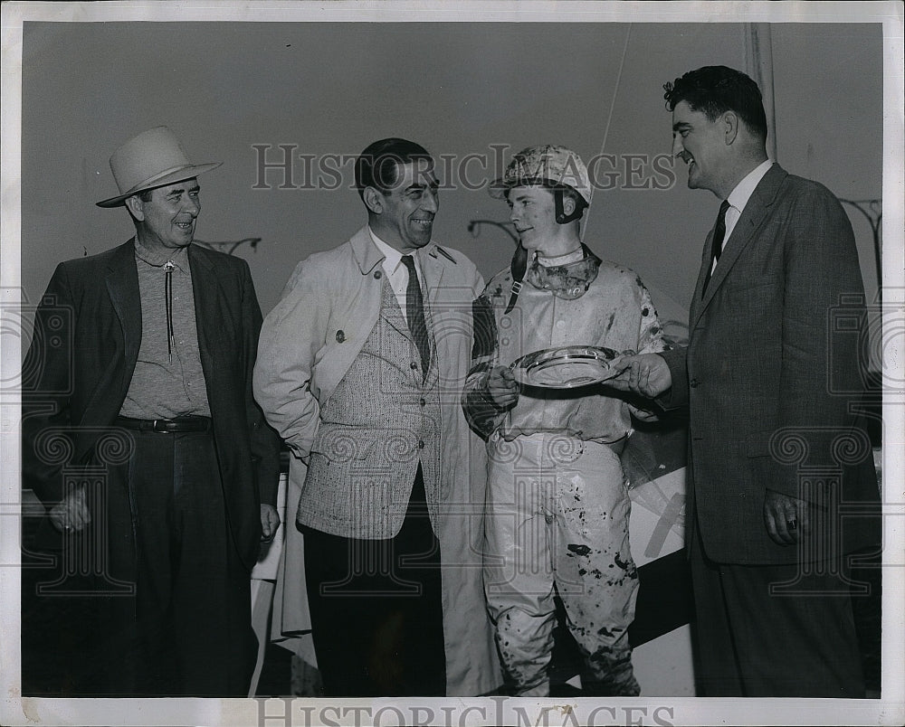 1960 Press Photo Kenneth Winders, Skuse, Harper, Pezzonola at Suffolk Downs - Historic Images