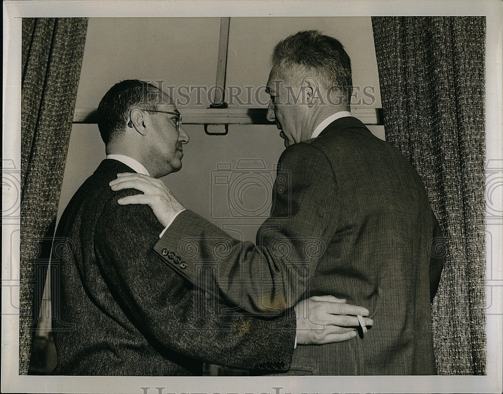 1953 Press Photo Cardinal&#39;s Owner Fred Saigh with Baseball Commissioner Frick - Historic Images