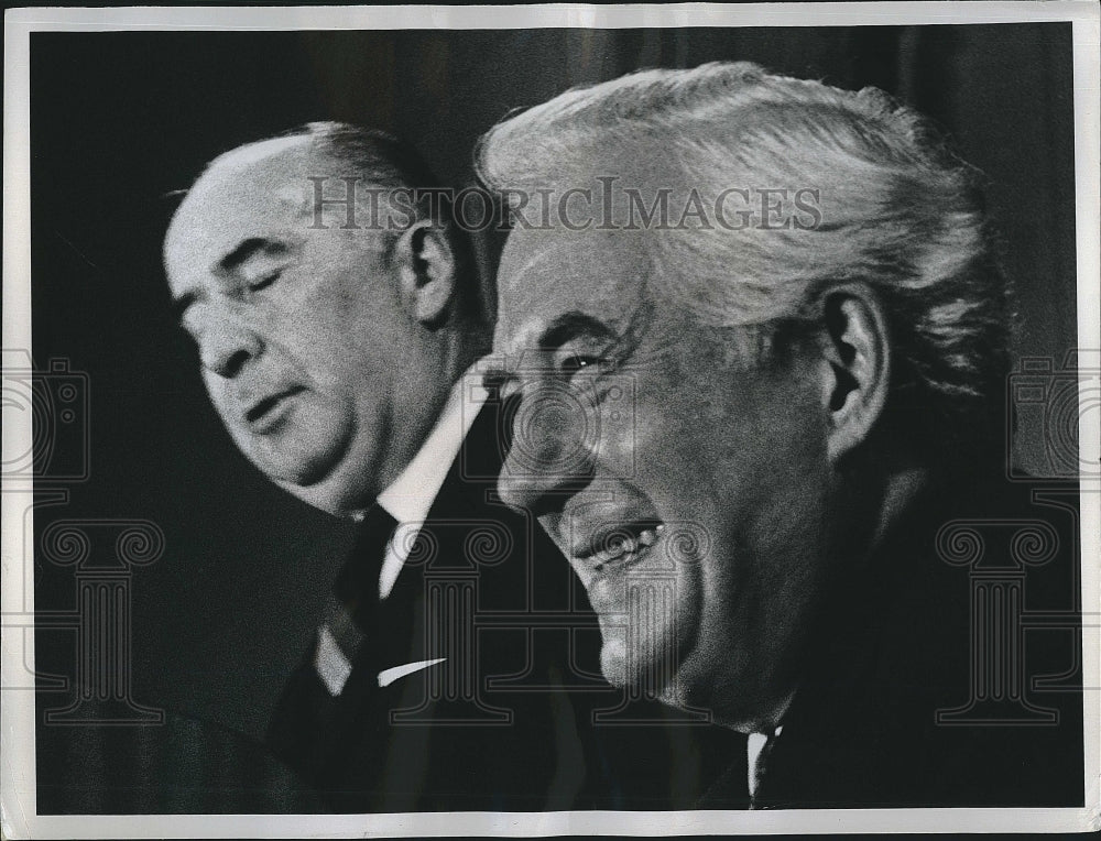 1974 Press Photo Chief Justice Warren Burger &amp; Attorney General John Mitchell&quot; - Historic Images