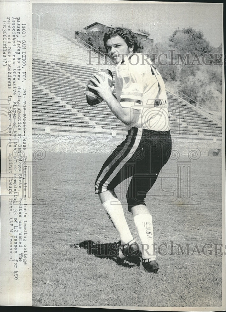 1973 Press Photo College Football Player Jesse Freitas - Historic Images