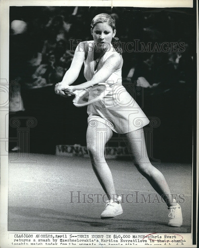Press Photo Chris Evert Returns Tennis Ball Martina Navratilova - Historic Images
