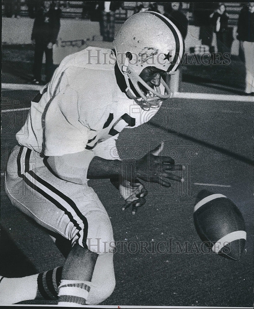 1974 Press Photo Westinghouse Milton Allen Otis Smith Football - Historic Images