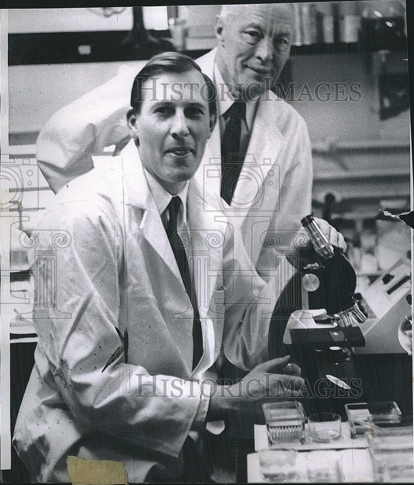 1962 Press Photo Dr. Roger Bannister Oxford University Student - Historic Images