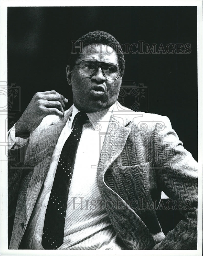 1989 Press Photo Head basketball coach Willis Reed of NJ Nets - Historic Images