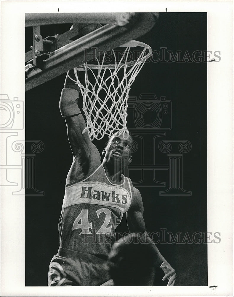 1987 Press Photo Kevin Willis of the Atlanta Hawks - Historic Images