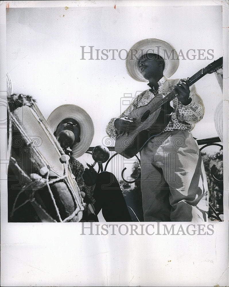 1955 Press Photo Haitian folklore musicians performing - Historic Images