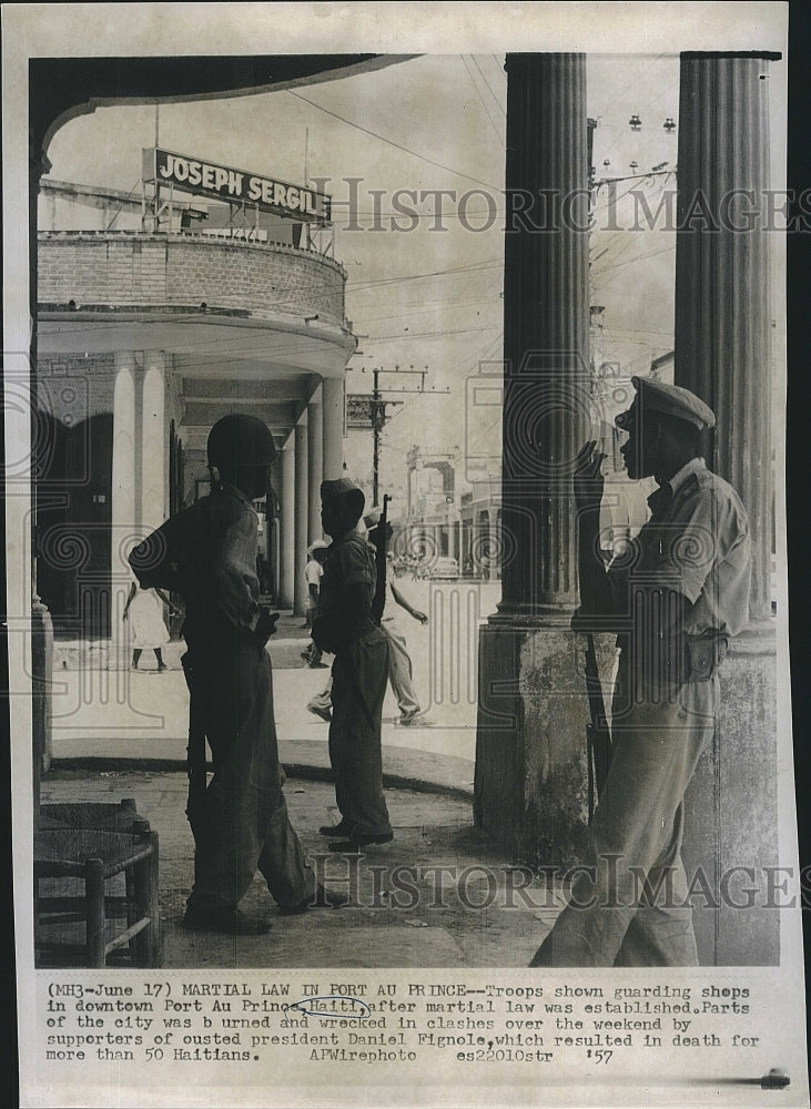 1957 Press Photo Guards for Port Au Prince, Haiti shopping area - Historic Images