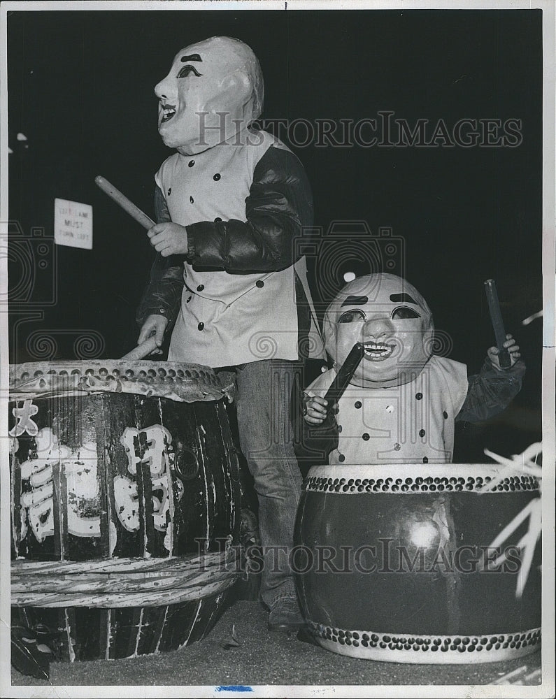 1978 Press Photo Actors in Chinese Costumes at Chinatown Parade San Franscisco - Historic Images