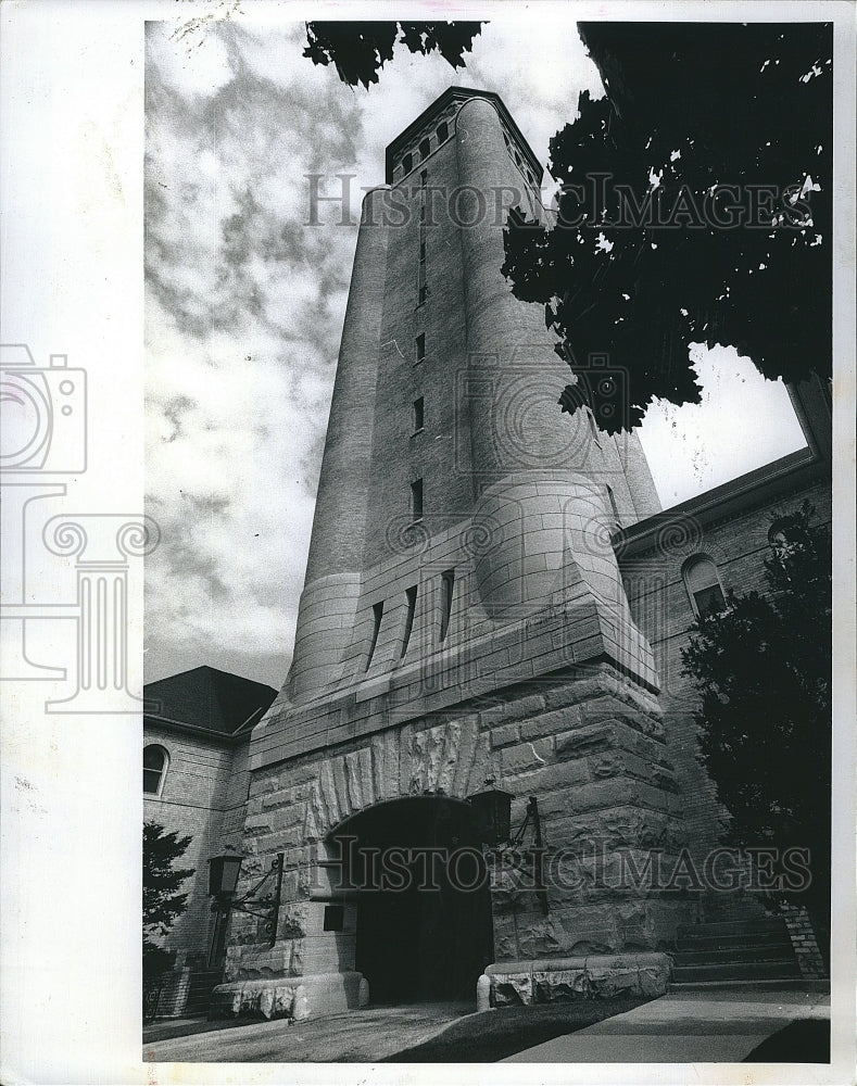 1991 Press Photo Landmark Tower at Fort Sheridan - Historic Images