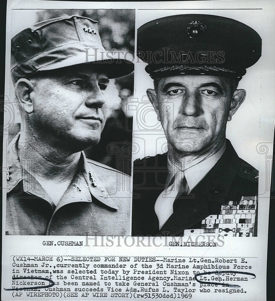 1969 Press Photo Lt. Gen Robert Cushman and Gen Herman Nickerson of the US Army - Historic Images