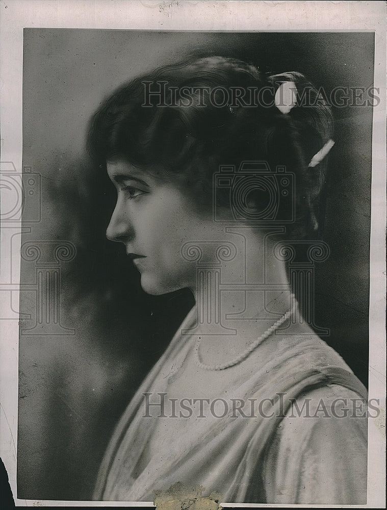 1920 Press Photo Mrs Archie Roosevelt POses - Historic Images