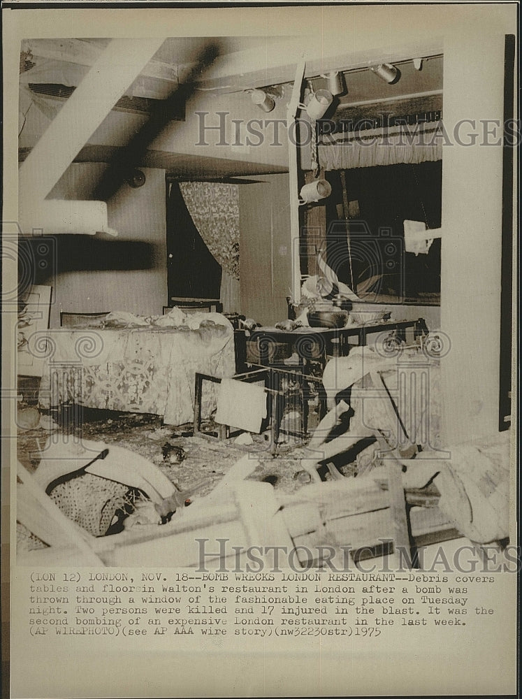 1975 Press Photo Bombed out Walton's restaurant in London - Historic Images