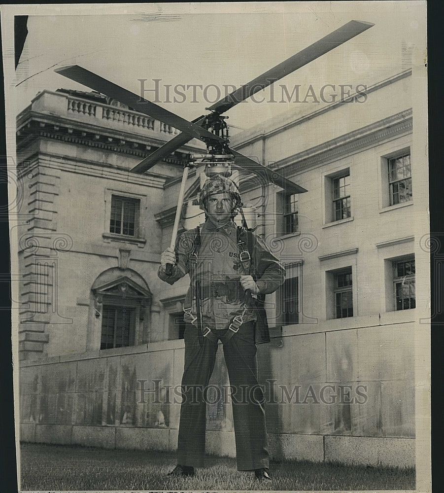 1952 Press Photo T/Sgt Daniel-CopterMurphy &amp; the Hoppi= - Historic Images