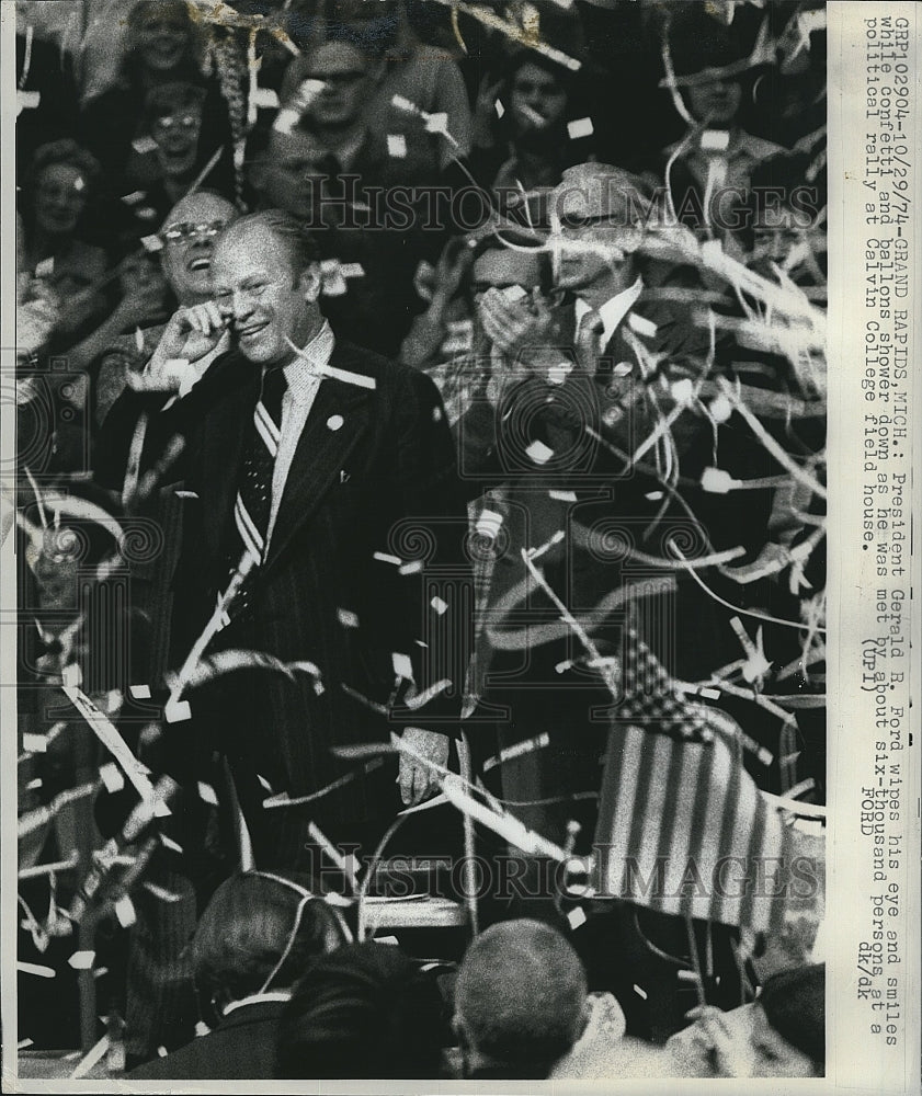 1974 Press Photo President Gerald R. Ford at Calvin College Rally - Historic Images