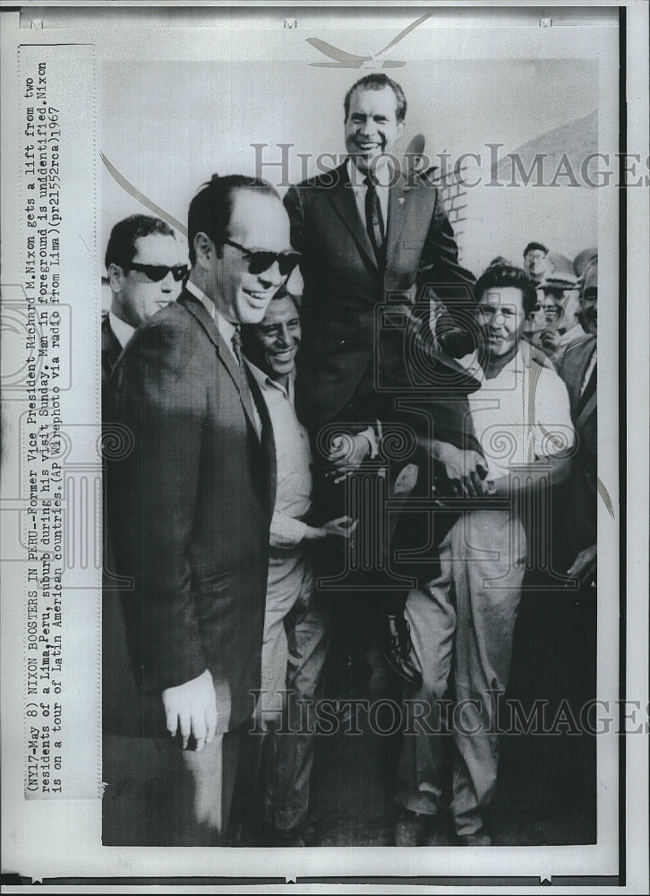 1967 Press Photo Vice Pres Richard M Nixon in Lima, Peru - Historic Images