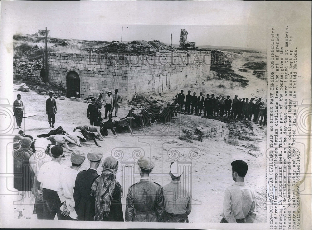 1957 Press Photo Syrian Civillians training - Historic Images