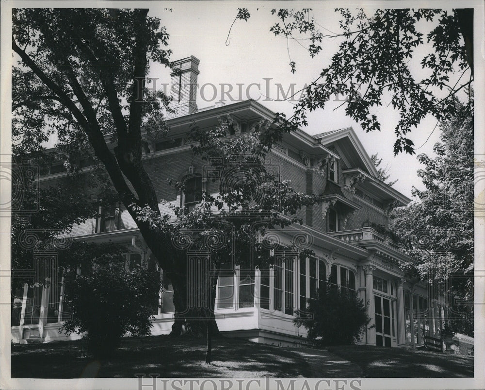 1957 Press Photo Grand Victorian Estate Villa Louis, Prairie Du Chien - Historic Images