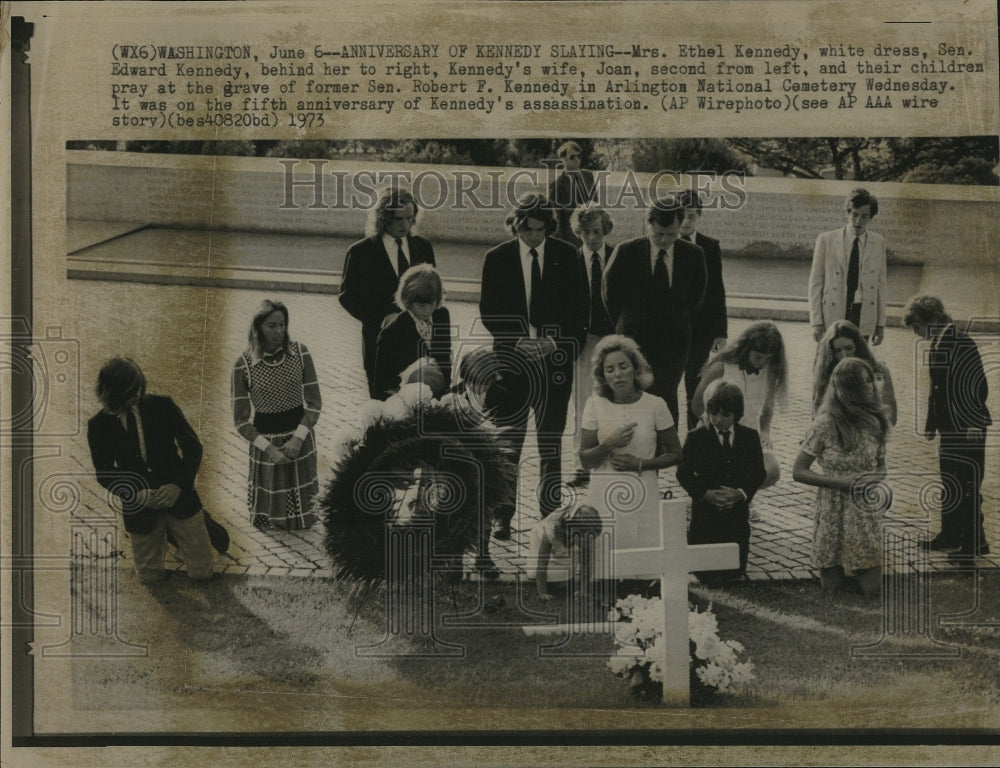 1973 Press Photo 5th Anniversary Sen Robert Kennedy assassination wife Ethel - Historic Images